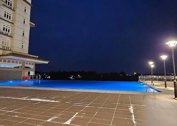 Kenyalang Riverine Diamond Resort Homestay