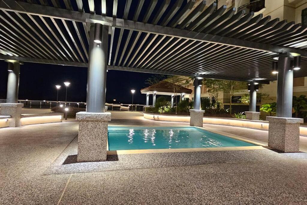Kenyalang Riverine Diamond Apartment *