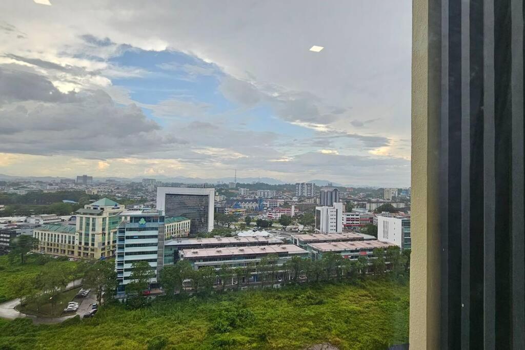 Kenyalang Riverine Diamond Apartment *
